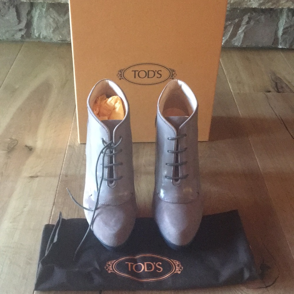 NEW ankle boot